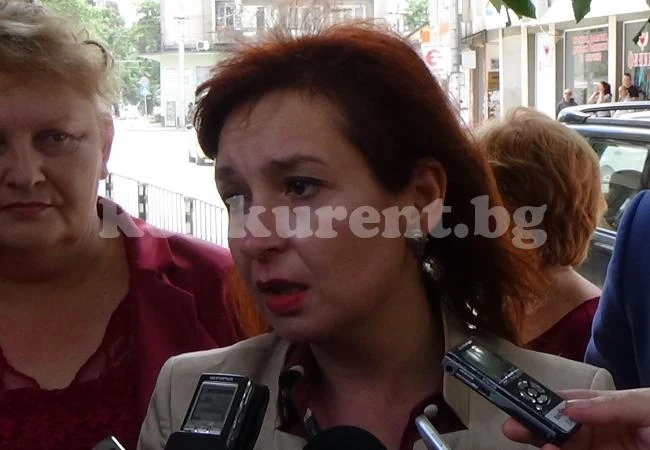 Видео: Социалният министър: Няма да стимулираме работещите родители с надбавки