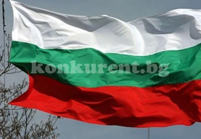 Поляната на Роженския събор грейва в бяло, зелено и червено