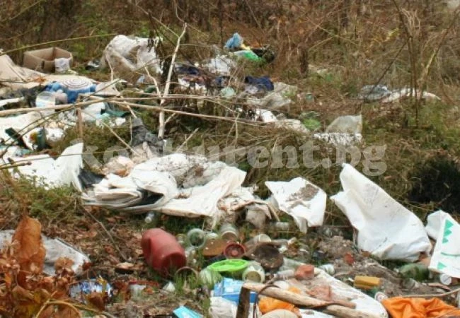 Глобиха кметове заради отпадъци