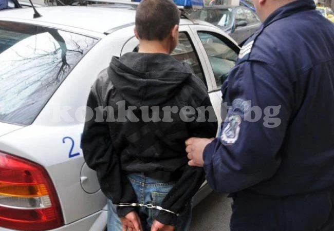 Задържаха трима в Козлодуй