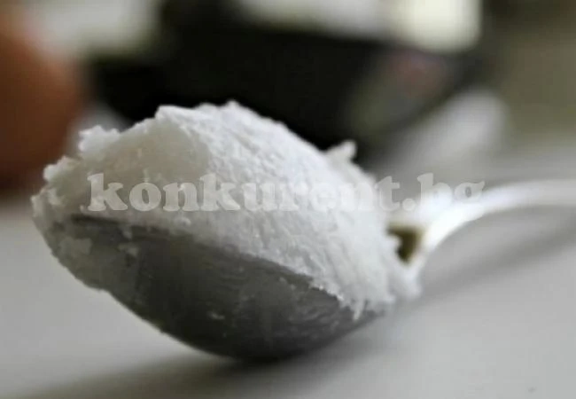 Този натурален продукт спира кървенето на венците и премахва лошия дъх