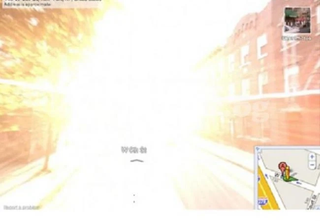 Google Street View заснел входа към Рая?