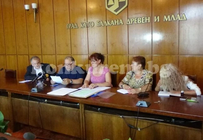 ВИДЕО: 6 фирми с мерак да санират жилищни блокове във Враца