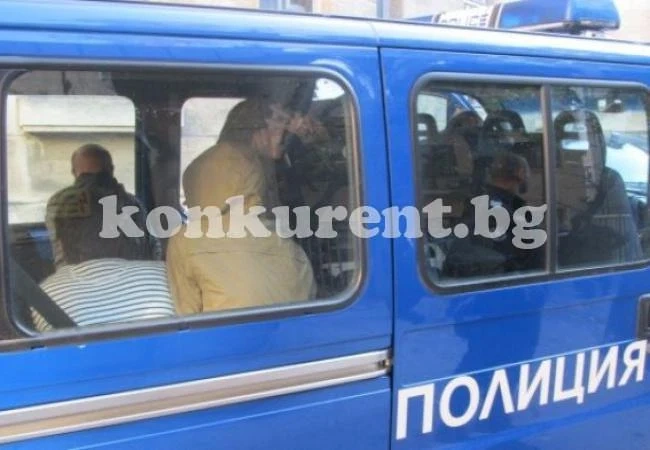 Закопчаха бежанци и трафиканти във Видинско