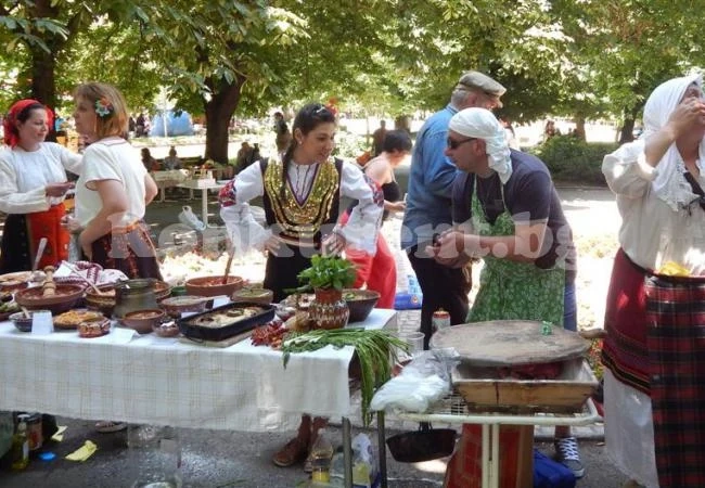 „Бабина душица” отива на изложение в Румъния