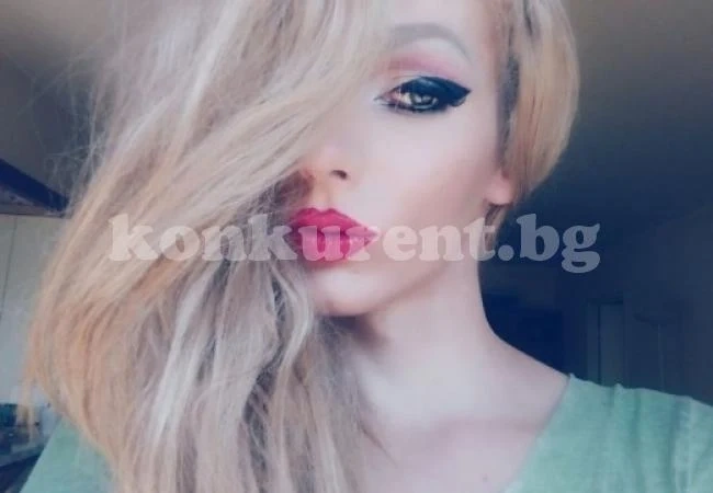 Всички мъже точат лиги по нея! Но като свали грима, бягат с 200 от нея. Вижте защо (СНИМКИ)