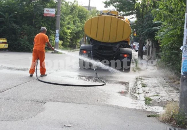 Улиците във Видин се мият всяка сутрин по график