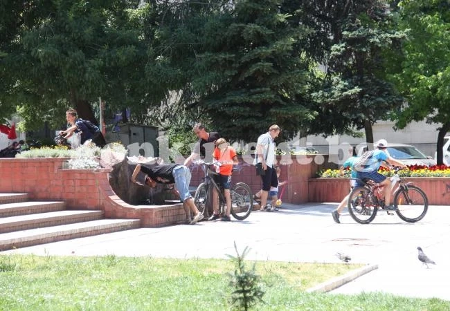 Знаем ли да се пазим от жегите?