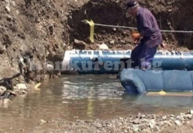 Мъж проби водопровод и остави село без вода