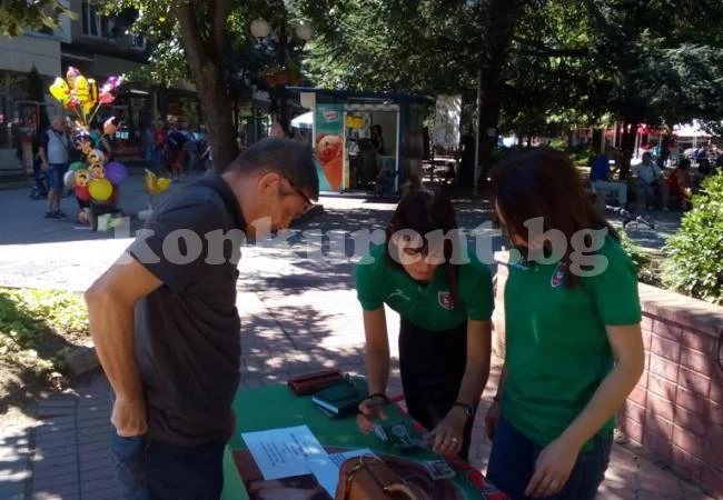 Абонаментните карти за Ботев се харчат бързо