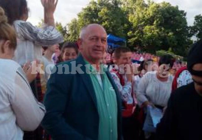 Кмет стана дядо за 4-и път