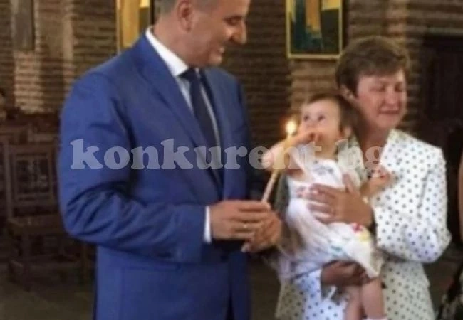 Невероятна история! Да дойде да те иска като булка избраникът заедно с Цветан Цветанов и Кристалина Георгиева