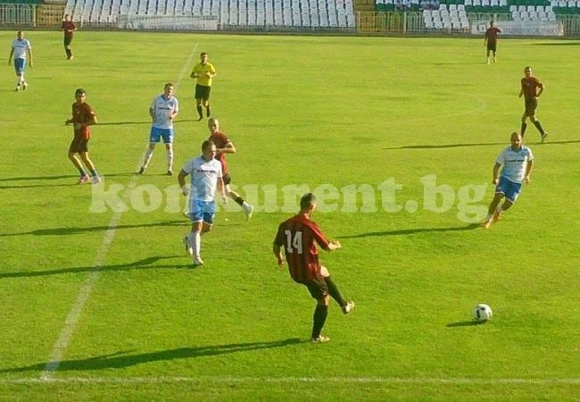 Локо /Мз/ и Пъстрина загряха за първенствата с 2:2 помежду си