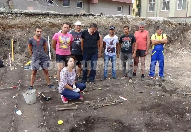 Съвременна Враца лежи върху некрополи от Средновековието