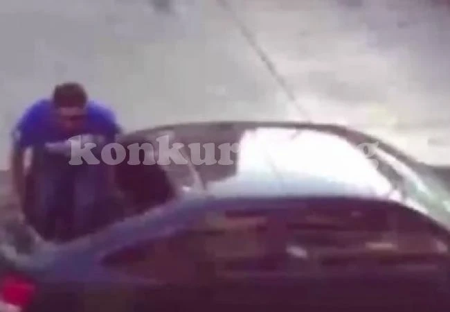 Вижте как мъж отмъсти на изневеряващата си приятелка (ВИДЕО)