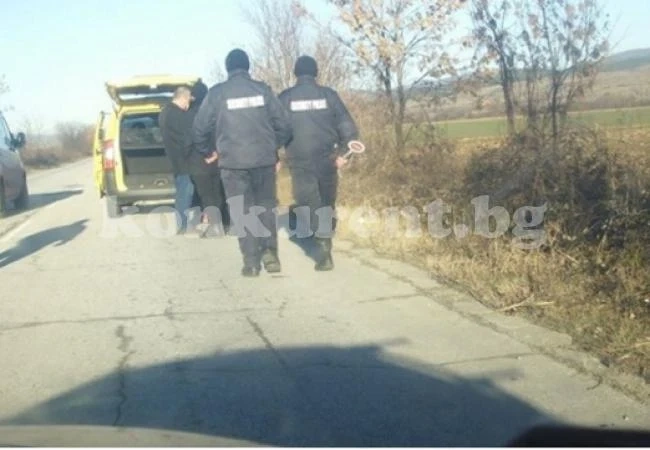 Заловиха бежанци в такси