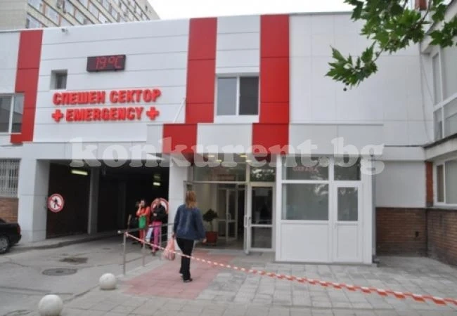 Безнадеждно: Едното от сиамските близначета е без мозък, черен и бял дроб!
