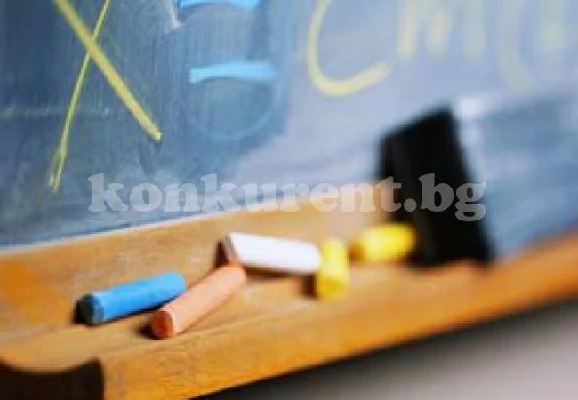 Дни преди 15 септември все още търсят учители