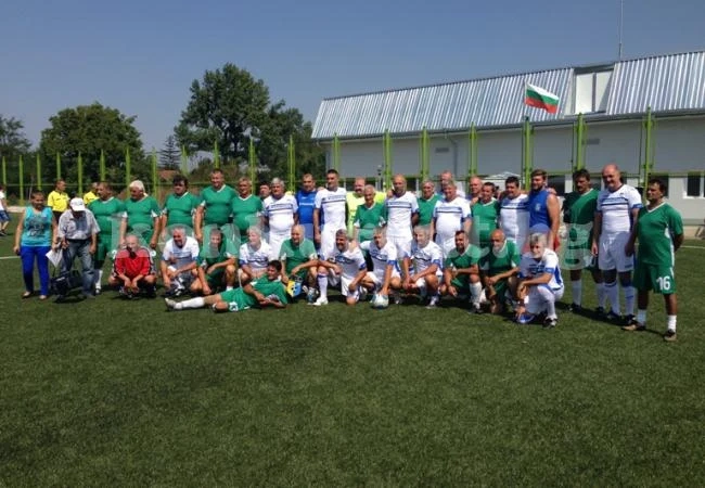 Демонстративен шоу мач беляза събора на Ружинци