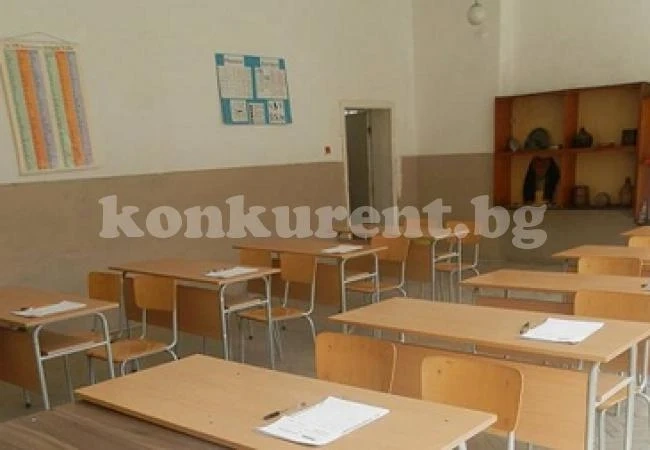 Трима от програмата са в школа в Монтанско