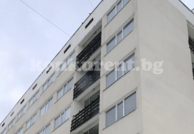 Опашки от недоволни студенти за общежитията в Студентски град