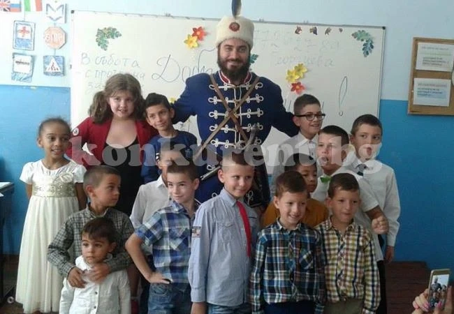 Христо Ботев влезе в час