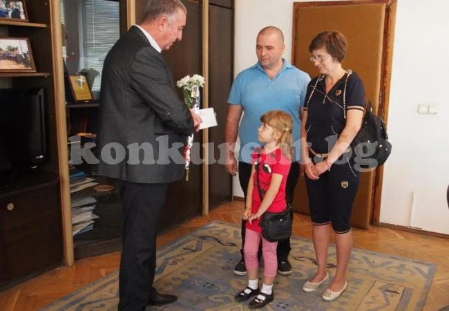 Кметът на Видин помогна на болно дете