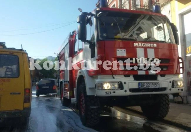 Два пожара лумнаха в училище