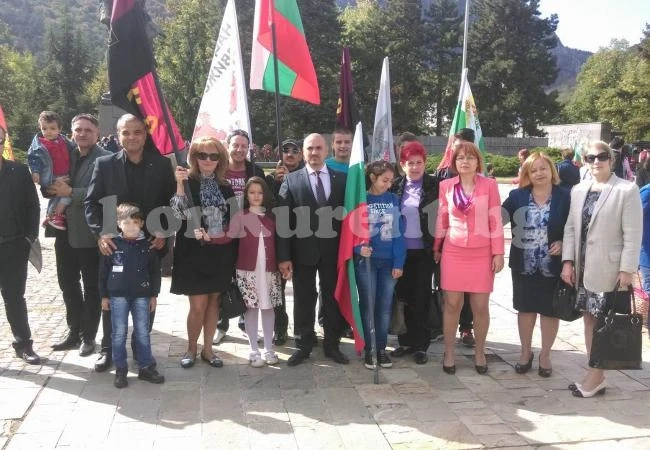 Патриотите отбелязаха независимостта във Враца