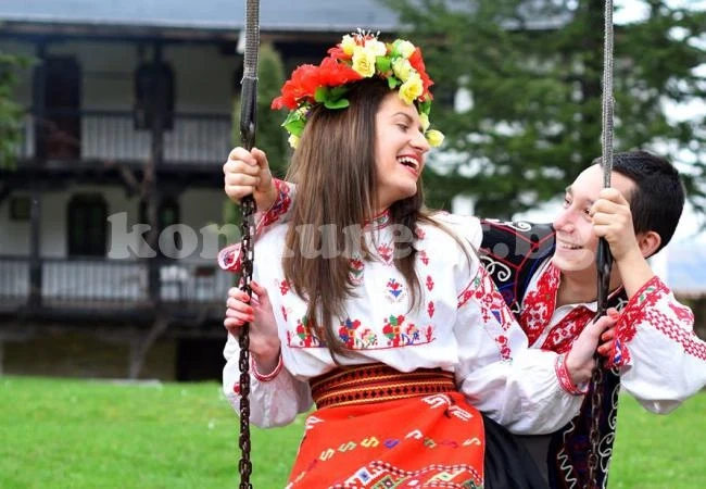 Награда за фотографка от Мездра