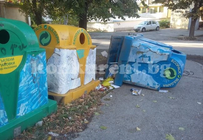 Вандалите нямат почивен ден