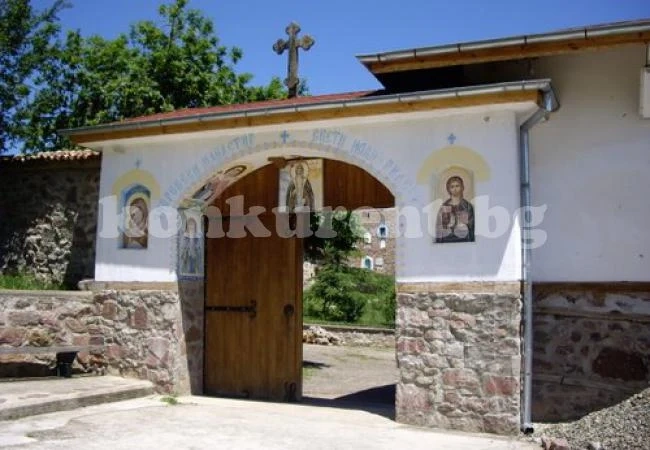Чипровският манастир отбелязва храмов празник