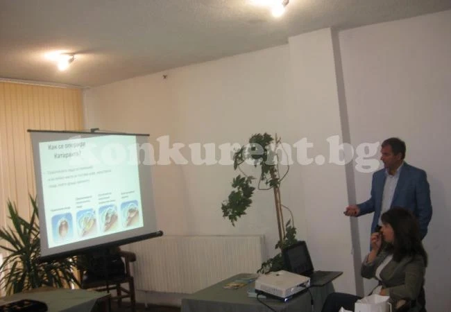 Преглеждат безплатно за катаракта и глаукома