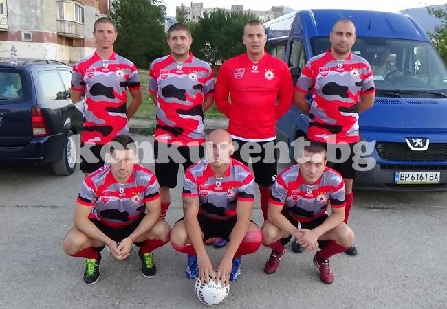 Червена чета върви към върха след бой с 5:1