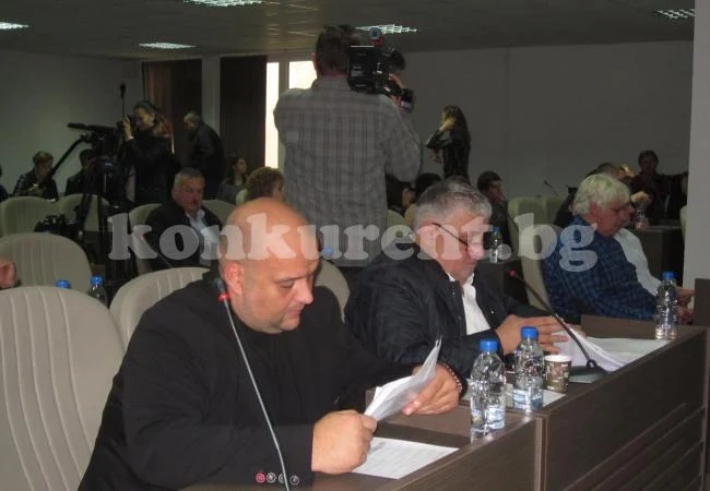Втора греда за Банчев: Нистеров пак оцеля