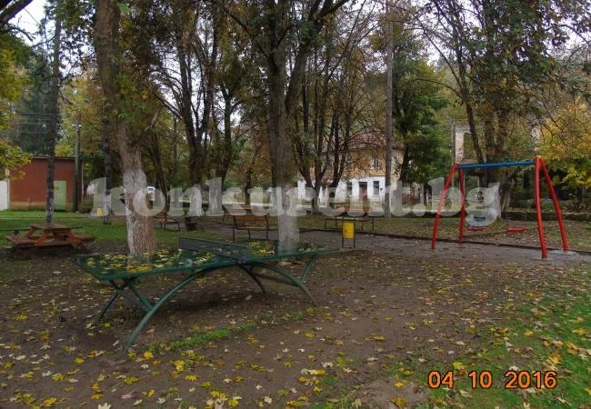 Откриха нова детска площадка в Габаре