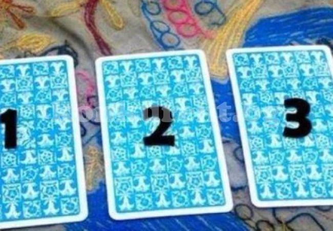 Изберете си карта - 1, 2 или 3! Ще разкрие вашето бъдеще!