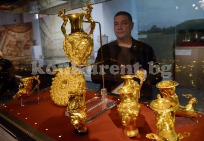 Наши фалшификатори заливат Европа с антики менте