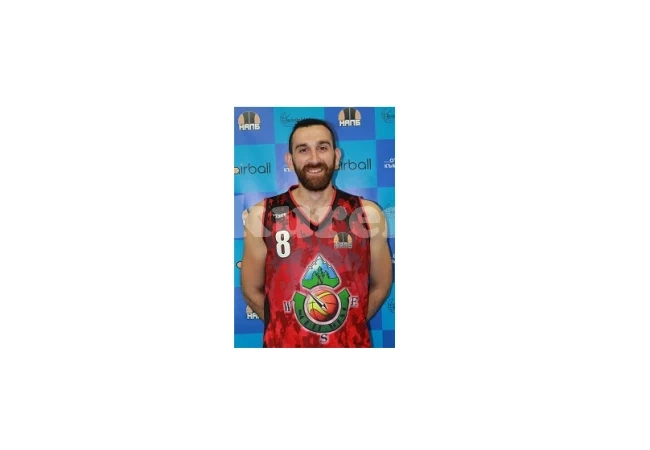 Играч на Норт Уест с MVP награда, Ботев 2012 бие на два фронта