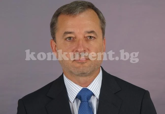 д-р Иво Ралчовски, председател на групата съветници от ПП ГЕРБ в общински съвет – Враца: Бъдете активни в неделя и изберете Цачева за президент