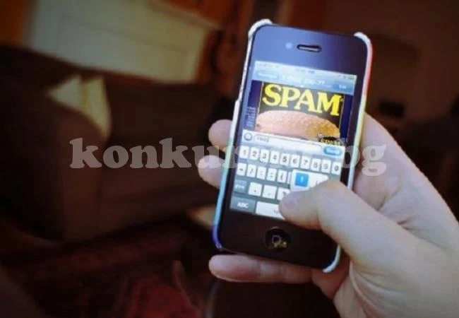 Продават престъпно имейл адреси на кило! Тормозят дами със секс оферти (18+)