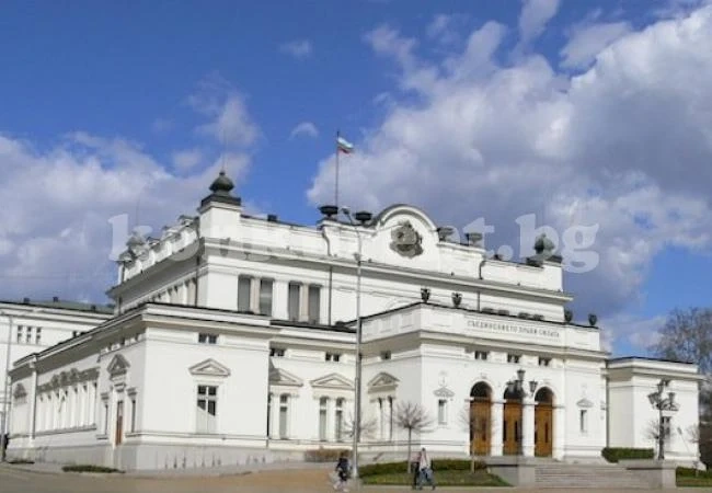 Гласуват оставката на кабинета \