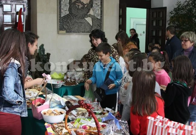 Събираха пари за Дани на благотворителен базар