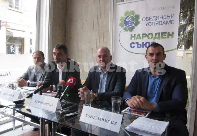 ВИДЕО: Хайтов писа тройка на кабинета „Борисов“-2