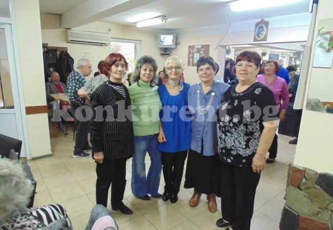 Пенсионери отбелязаха Деня на християнското семейство