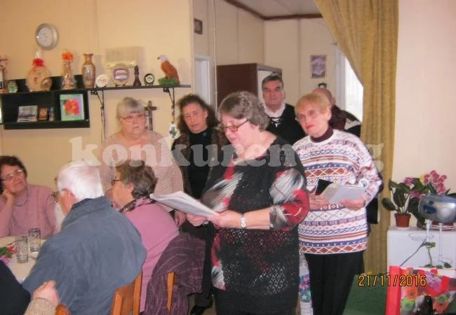 В клуб \