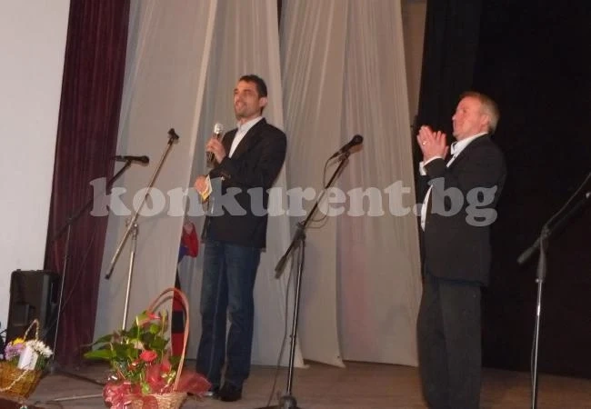 Хайтов при самодейните таланти от Зверино