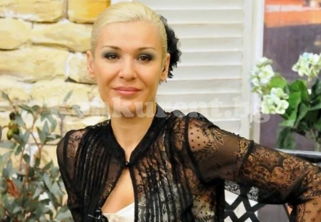 Гала разбила две семейства, вижте тъмните тайни от миналото й