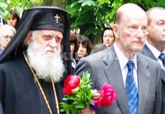 Врачанският митрополит се бори за живота си