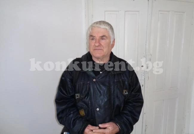 Бивш учител отваря дома си за семейство от Хитрино